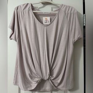 *SOLD* NWT “wasabi + mint” Relaxed Fit Knotted Tee, Large, Dusty Rose